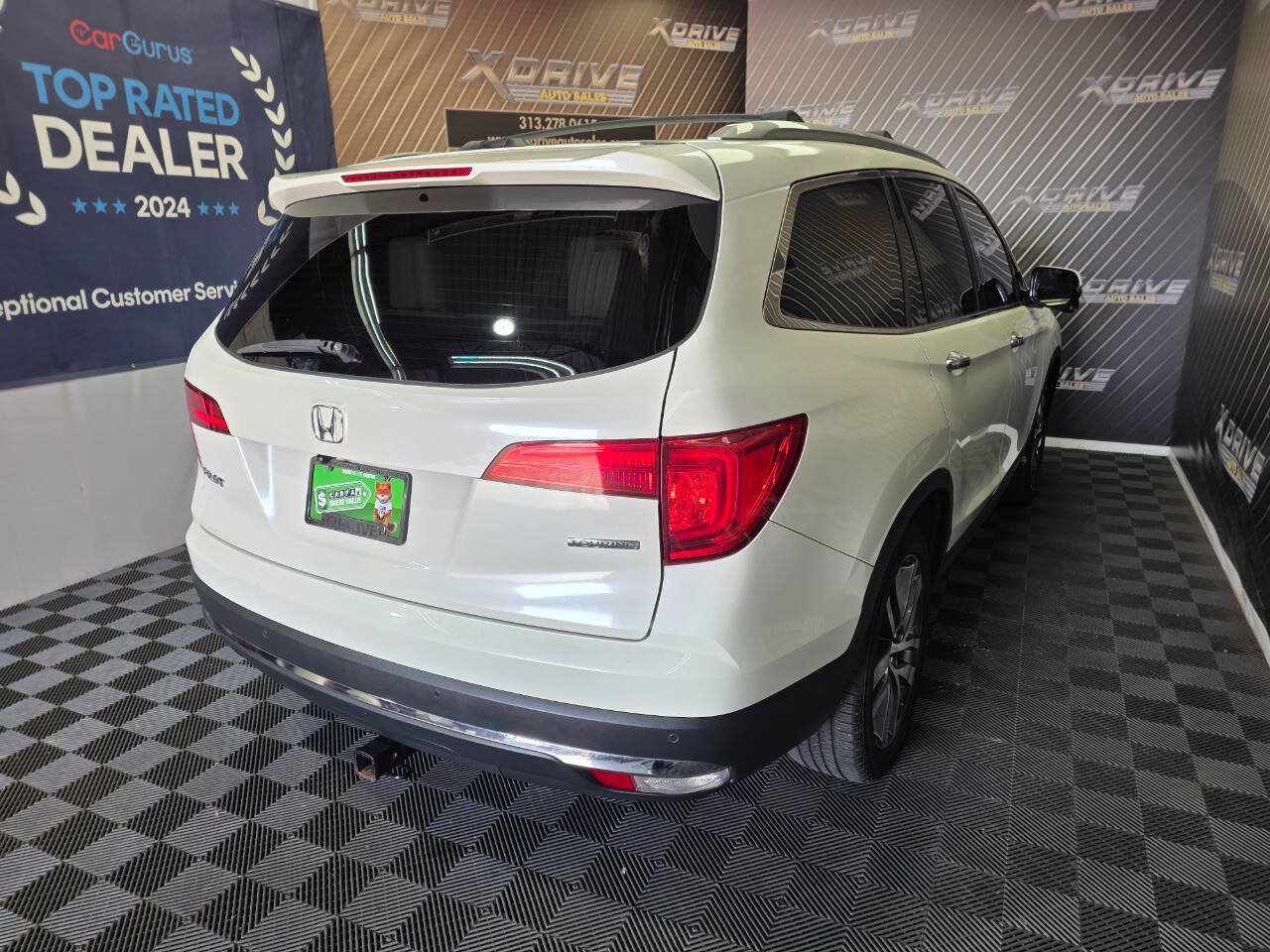 Used 2016 Honda Pilot Touring image 15