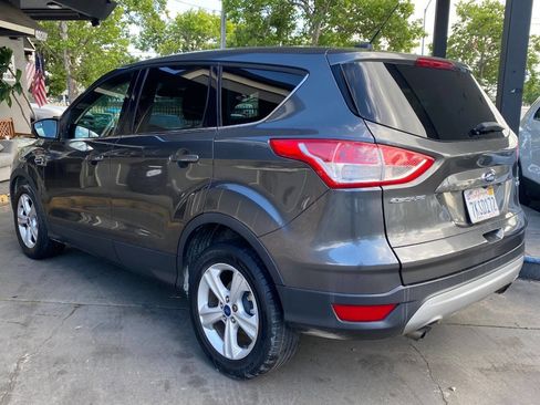 Used 2015 Ford Escape SE FWD image 5