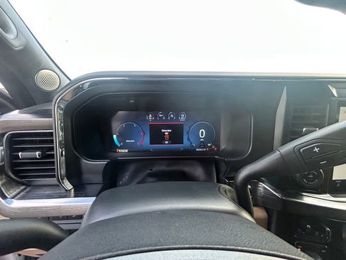 Used 2023 Ford F250 Lariat w/ Lariat Ultimate Package image 41