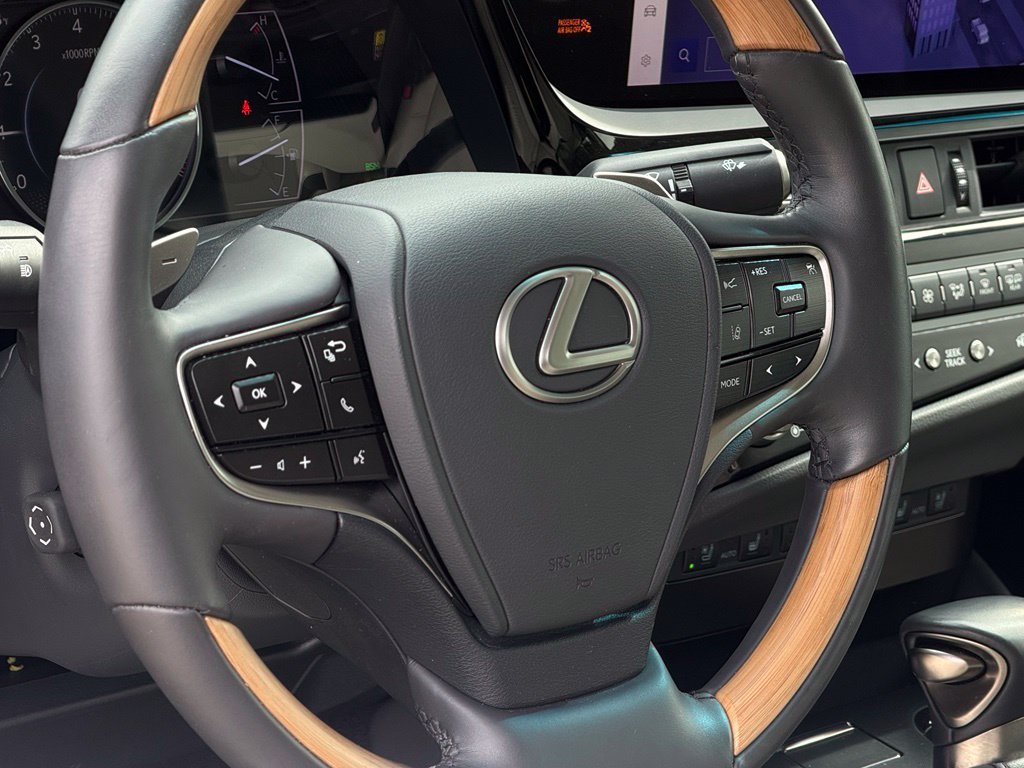 Used 2024 Lexus ES 350 w/ Technology Package FWD image 20