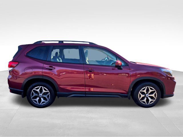 Used 2020 Subaru Forester Premium AWD/4WD image 8