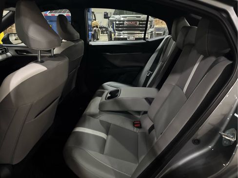 Certified 2025 Toyota Camry SE image 8