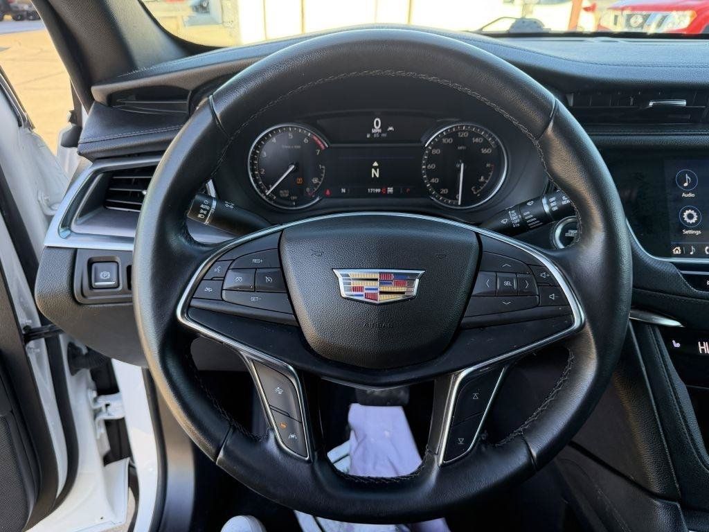 Used 2021 Cadillac XT5 Luxury AWD/4WD image 11