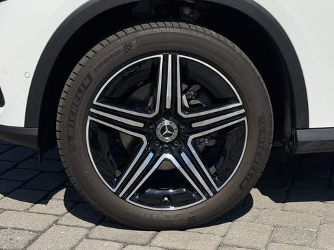 Used 2026 Mercedes-Benz GLC 300 image 13