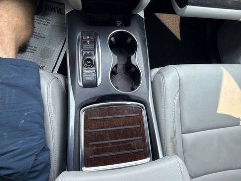Used 2020 Acura MDX SH-AWD image 37