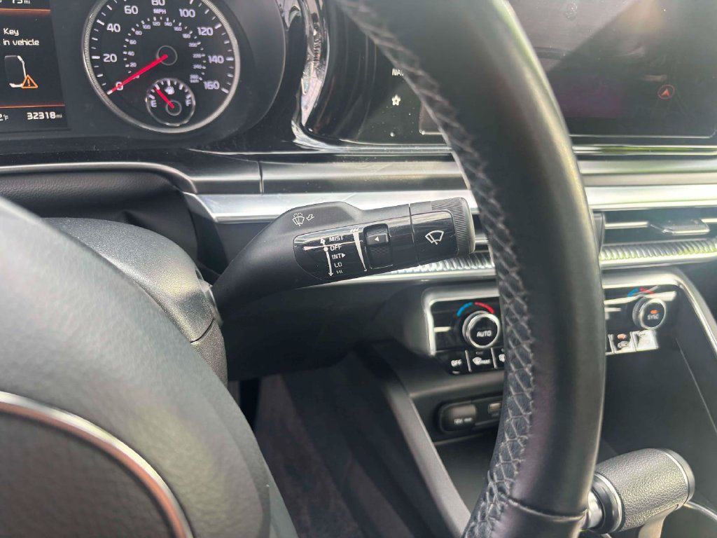 Used 2023 Kia K5 GT FWD image 22