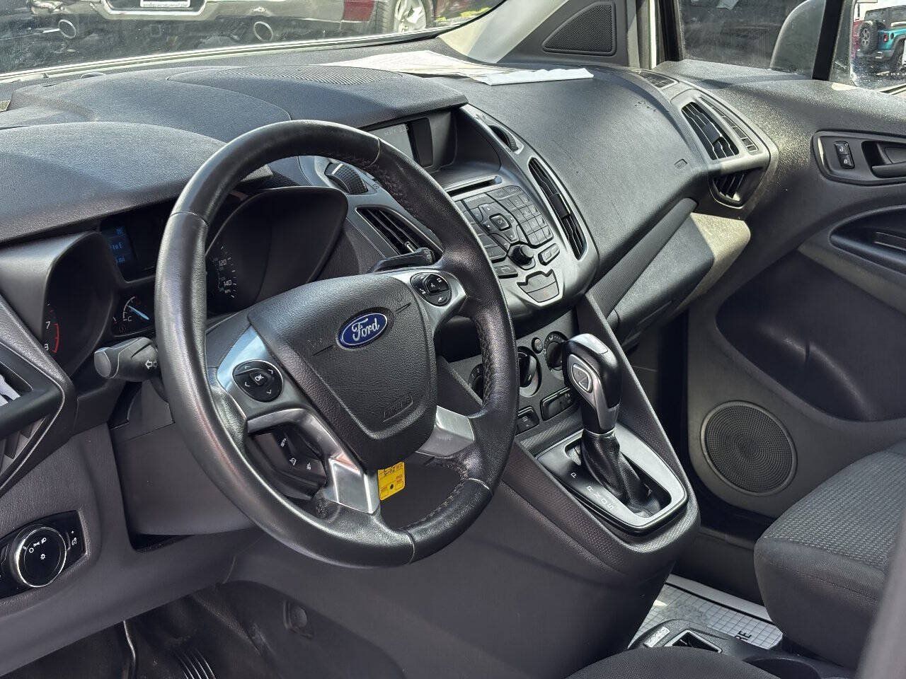 Used 2015 Ford Transit Connect XL FWD image 12