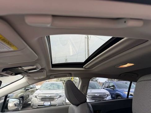 Used 2024 Subaru Crosstrek 2.0i Premium image 20