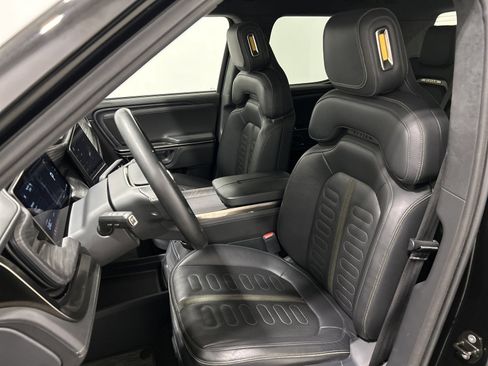 Used 2022 Rivian R1T Launch Edition image 20