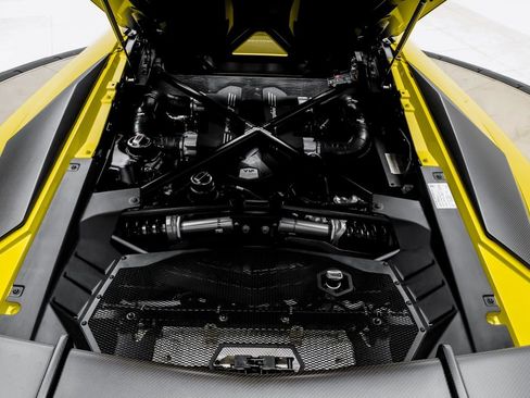 Used 2017 Lamborghini Aventador LP 750-4 Superveloce AWD/4WD image 45