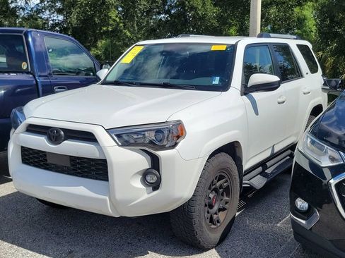 Used 2024 Toyota 4Runner SR5 RWD image 2