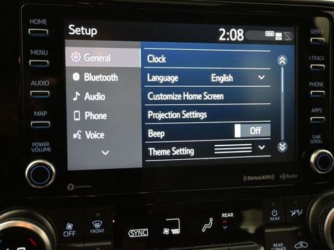 Used 2021 Toyota Highlander XLE FWD image 14
