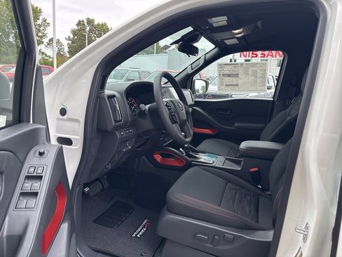 New 2026 Nissan Frontier PRO-4X w/ Pro-4x Convenience Package image 14