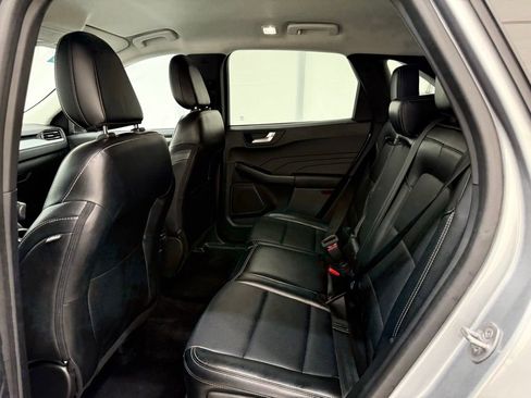 Used 2023 Ford Escape Platinum image 14