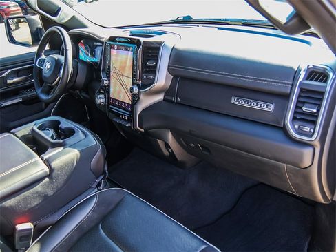 Used 2025 RAM 1500 Laramie image 14
