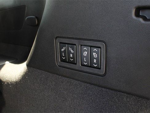 New 2025 Cadillac XT6 Sport w/ Platinum Package image 8