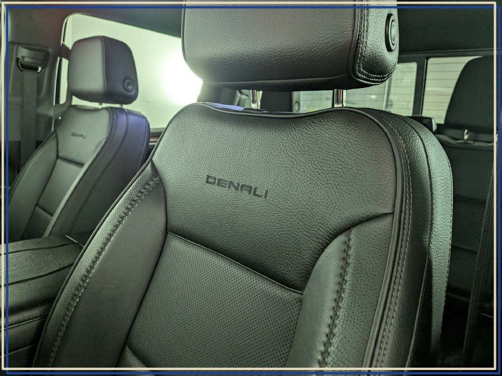 Certified 2025 GMC Sierra 1500 Denali AWD/4WD image 18
