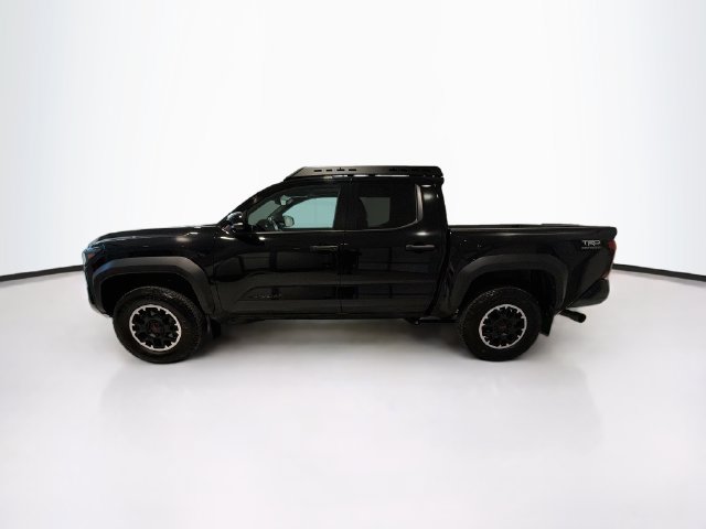 Used 2024 Toyota Tacoma TRD Off-Road w/ TRD Off Road Upgrade Package AWD/4WD image 4