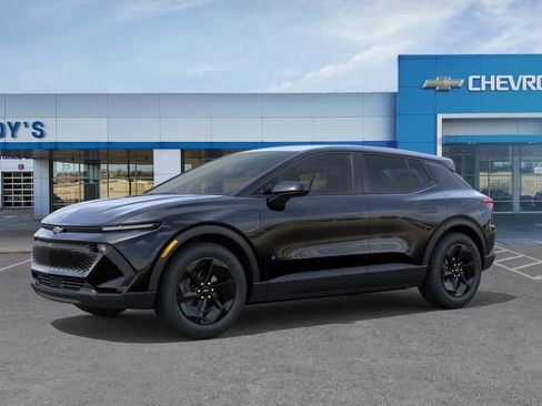 New 2026 Chevrolet Equinox EV LT image 2