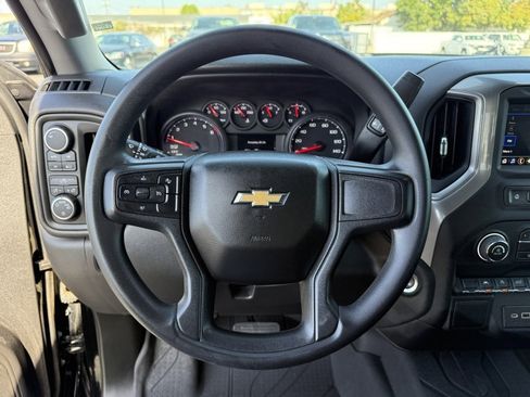 Used 2022 Chevrolet Silverado 1500 Custom image 21
