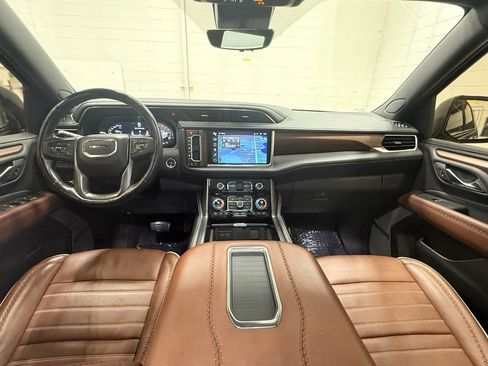 Used 2023 GMC Yukon XL Denali Ultimate w/ LPO, Floor Liner Package image 66