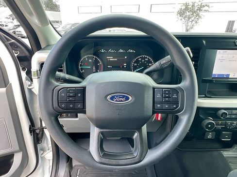 Used 2025 Ford F350 XLT AWD/4WD image 17