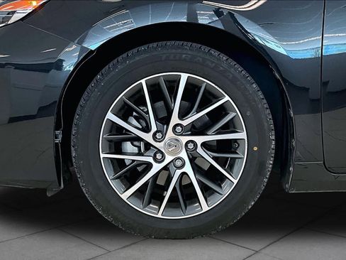 Used 2018 Lexus ES 350 w/ Luxury Package w/Wood Trim FWD image 9