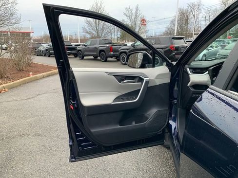 New 2025 Toyota RAV4 XLE image 17