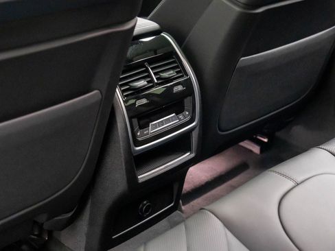 New 2026 BMW X6 M60i w/ Executive Package image 19