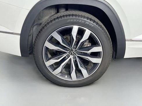 Used 2022 Volkswagen Atlas SEL Premium AWD/4WD image 38