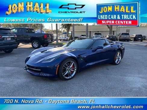 Used 2018 Chevrolet Corvette Stingray Coupe image 2
