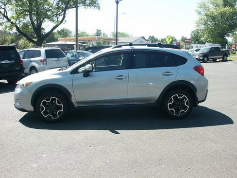 Used 2013 Subaru Crosstrek 2.0i Premium w/ Popular Pkg 2 AWD/4WD image 2