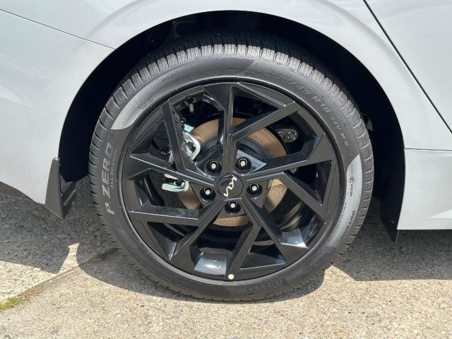 New 2026 Kia K5 GT-Line w/ GT-Line Premium Package FWD image 4