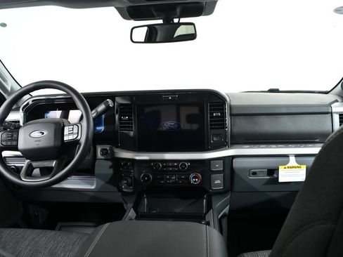 New 2026 Ford F350 XLT w/ XLT Premium Package AWD/4WD image 7