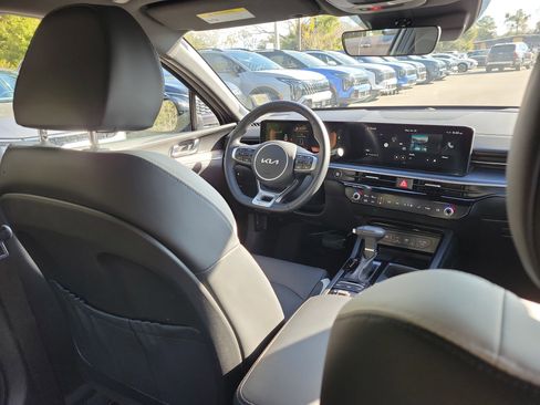 Certified 2025 Kia K5 GT-Line image 13