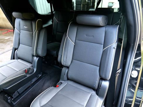 Used 2025 Cadillac Escalade Sport image 48