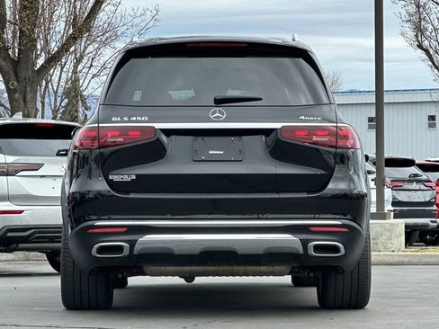 Used 2024 Mercedes-Benz GLS 450 4MATIC image 5