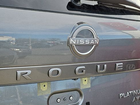 New 2026 Nissan Rogue Platinum w/ Tech Package AWD/4WD image 22