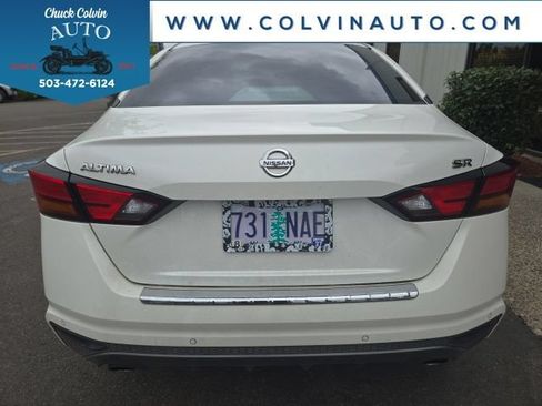 Used 2021 Nissan Altima 2.5 SR FWD image 6