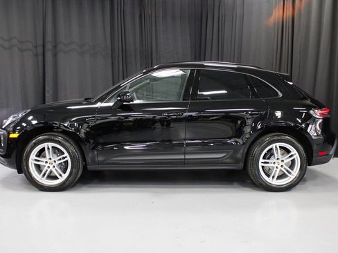 New 2026 Porsche Macan AWD/4WD image 2