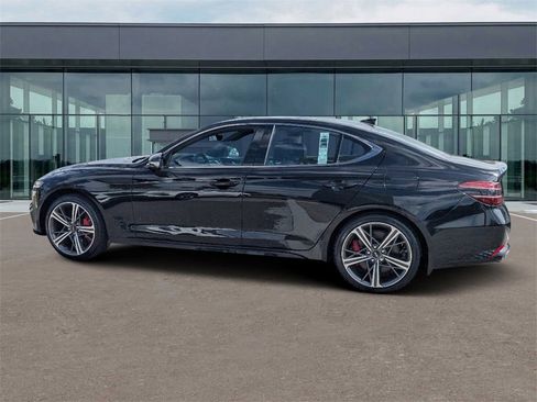 Used 2025 Genesis G70 2.5T w/ Sport Prestige Package image 6
