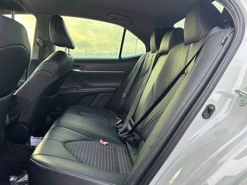 Used 2024 Toyota Camry SE image 7