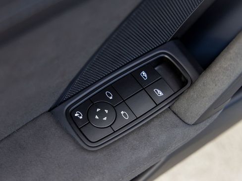 Used 2024 Porsche 911 Carrera GTS image 23