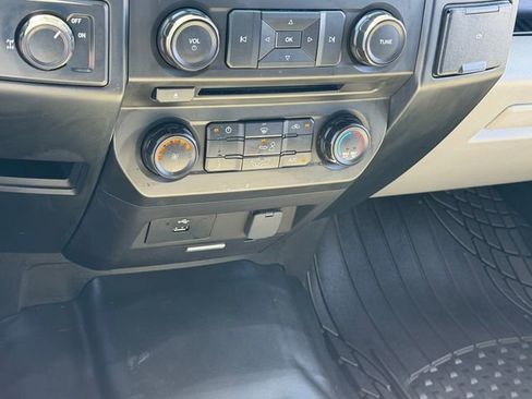 Used 2018 Ford F150 XL w/ Equipment Group 101A Mid RWD image 17