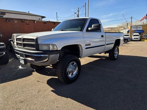 Used 1998 Dodge Ram 2500 Truck ST image 1