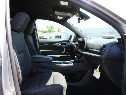 New 2026 Chevrolet Traverse LT w/ Midnight/Sport Edition FWD image 30