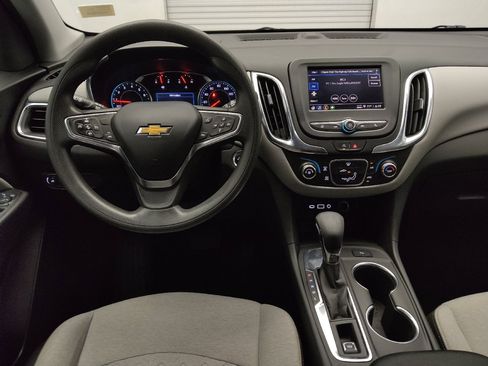 Used 2024 Chevrolet Equinox LT FWD image 22