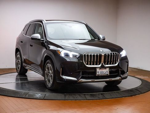 Certified 2023 BMW X1 xDrive28i w/ Convenience Package image 3