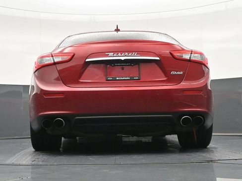 Used 2017 Maserati Ghibli w/ Luxury Package RWD image 25