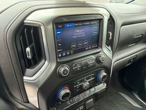 Used 2021 Chevrolet Silverado 1500 RST AWD/4WD image 28